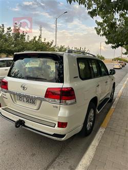 تويوتا لاندكروزر